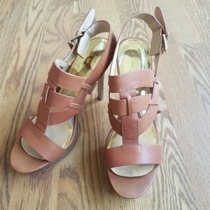 Marc Fisher Womans 7.5 M Tan Heels Ankle Strap